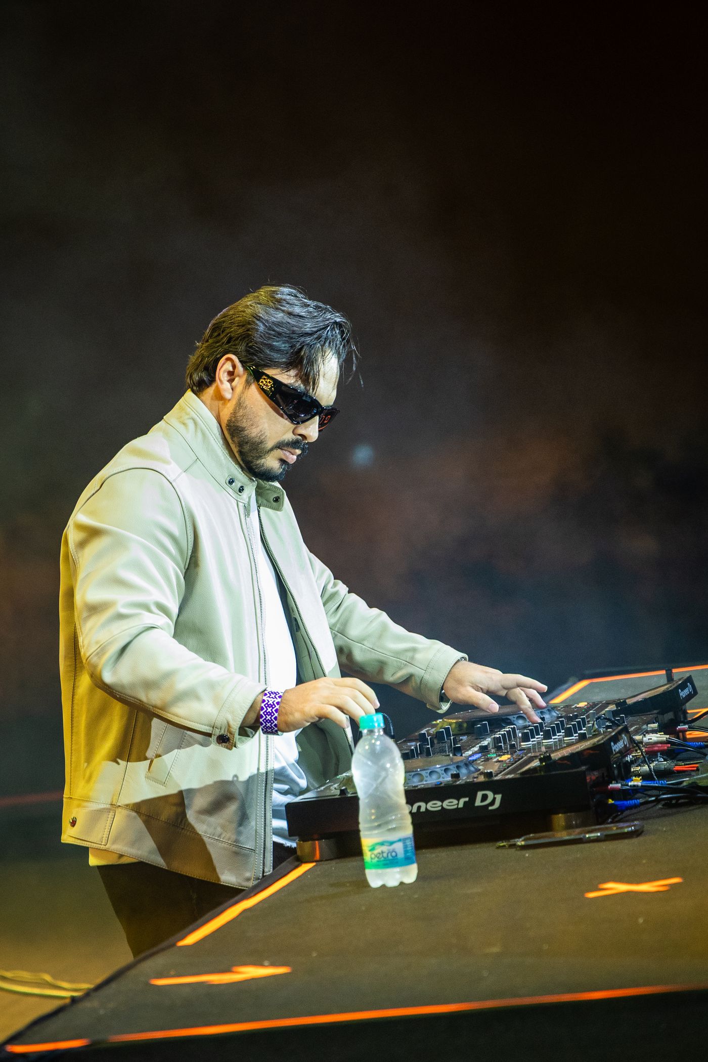 DJ IKARO 